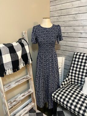 Pretty Garden Navy Floral Short-Sleeve Maxi Dress